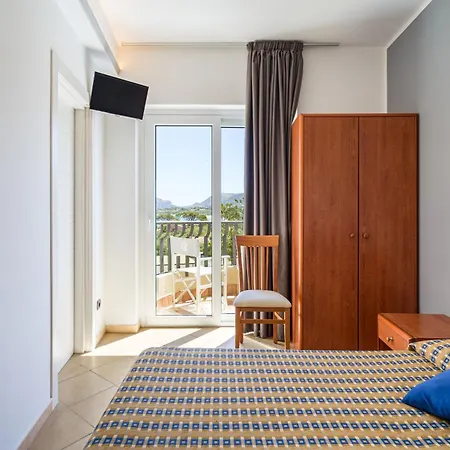 Hotel Carlton Riviera