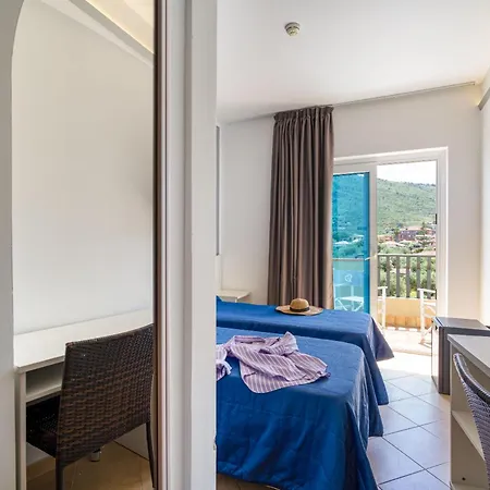 Carlton Riviera Hotel