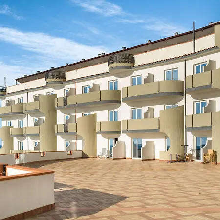 Szálloda Carlton Riviera 4*